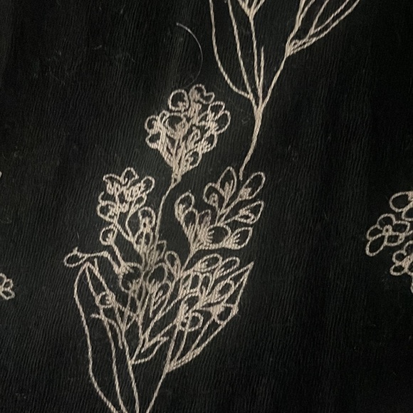 ⚓️ Old Navy Tank Top/Shirt/Blouse⚓️ - Picture 3 of 6